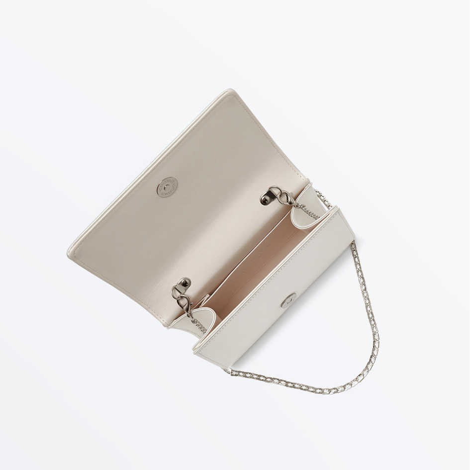 Dafnee: Satin Special Occasion Clutch Bag